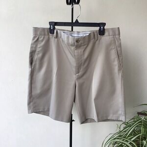Men's Oxford Golf Shorts Kakhi "Super Dry" w logo size 38 EUC